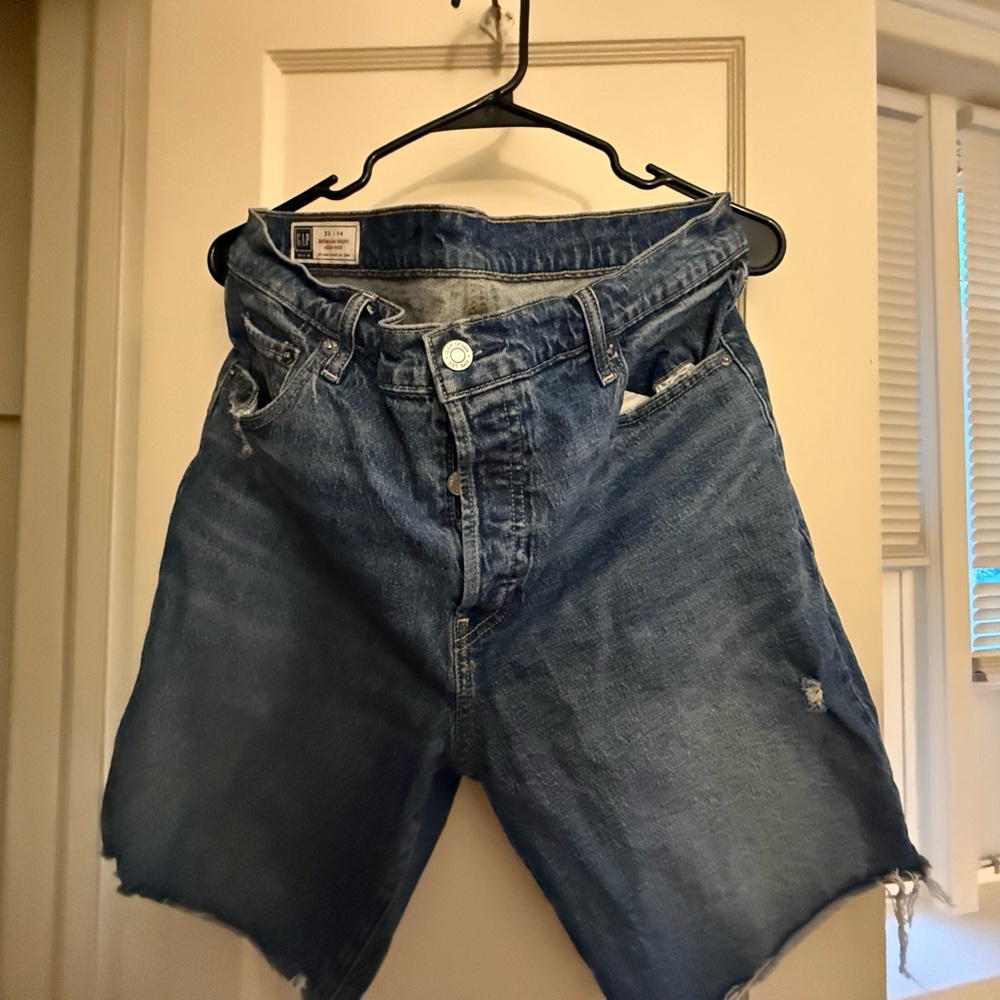 Gap Bermuda High Rise Cut Off Shorts Size 14/32